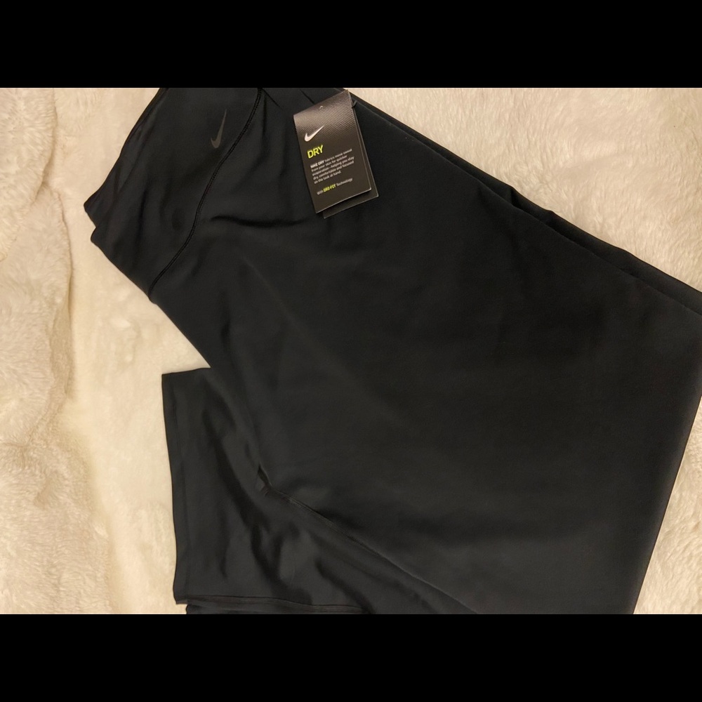 NWT! Nike Plus Size High-Rise Gym pants flare size 1X AV9807-010 - Picture 4 of 12